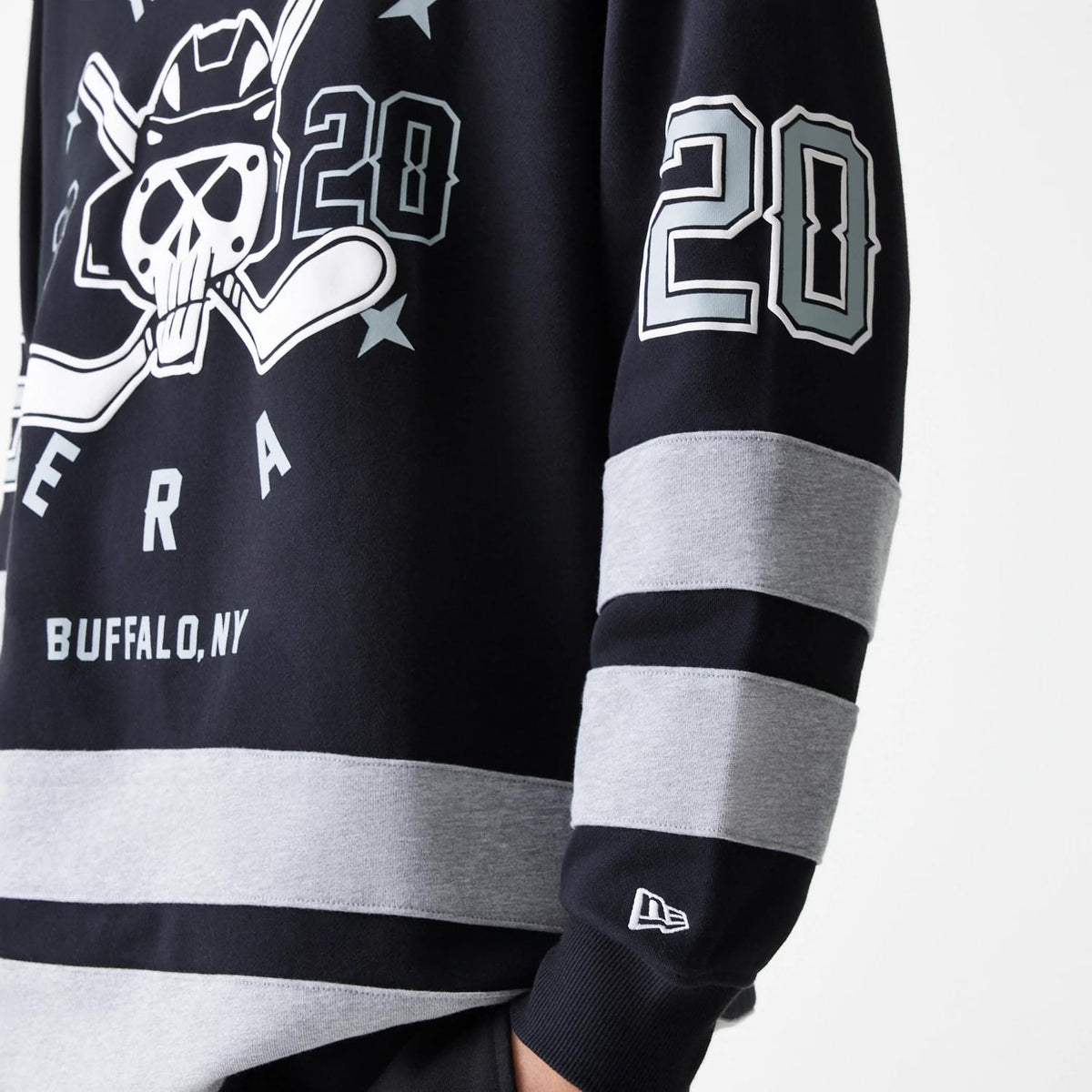 New Era Street Dangle Grey Pullover Hoodie-zelvios