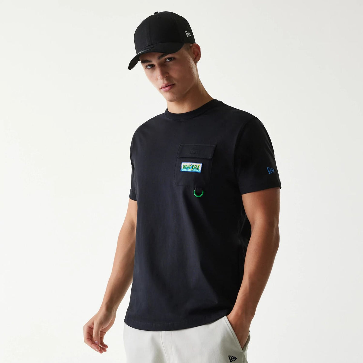 New Era Outdoor Earth Day Black Side Pocket T-Shirt-zelvios
