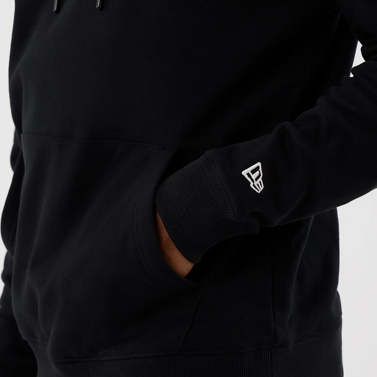 New Era Street Graphic Black Pullover Hoodie-zelvios