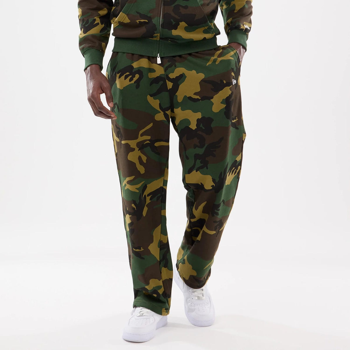 New Era Woodland Camo Joggers-zelvios