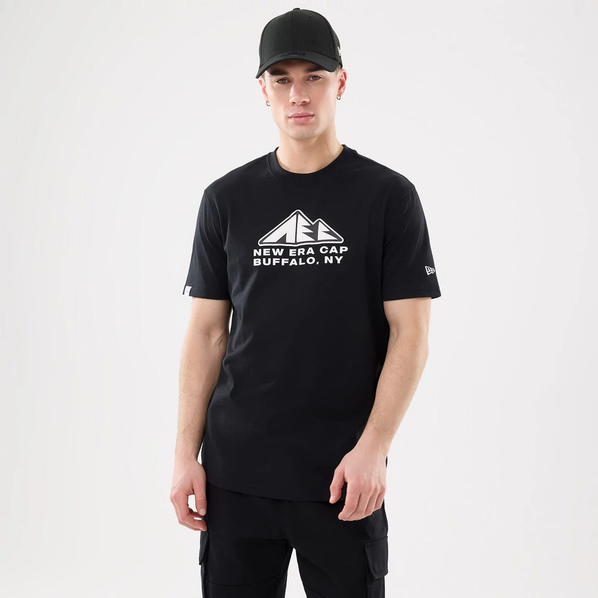 New Era Outdoor Mountain Black T-Shirt-zelvios