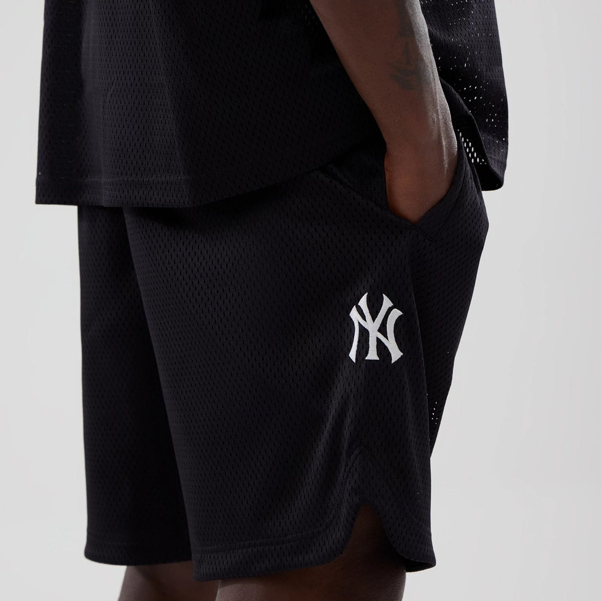New York Yankees MLB Mix League Black Oversized Mesh Shorts-zelvios