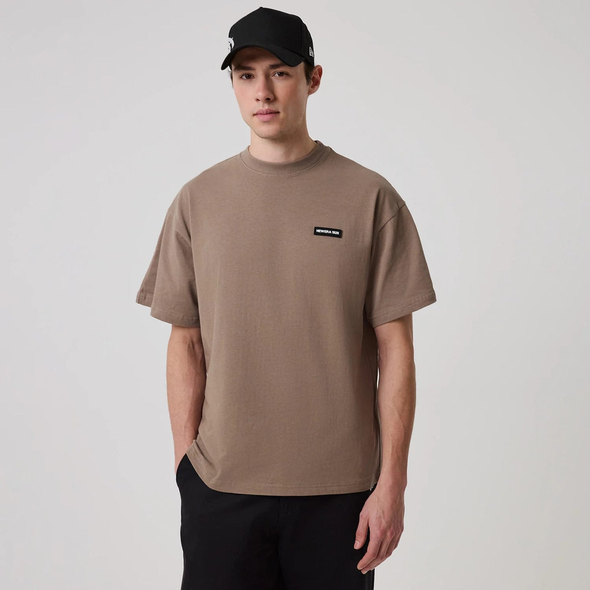 New Era Distressed Brown T-Shirt-zelvios