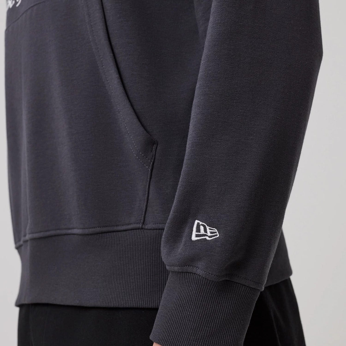 New Era New York Dark Grey Oversized Pullover Hoodie-zelvios