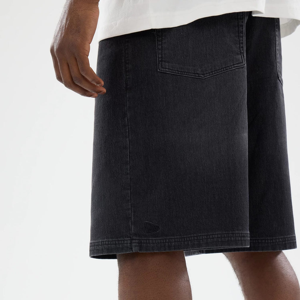 New Era Washed Black Bermuda Shorts-zelvios