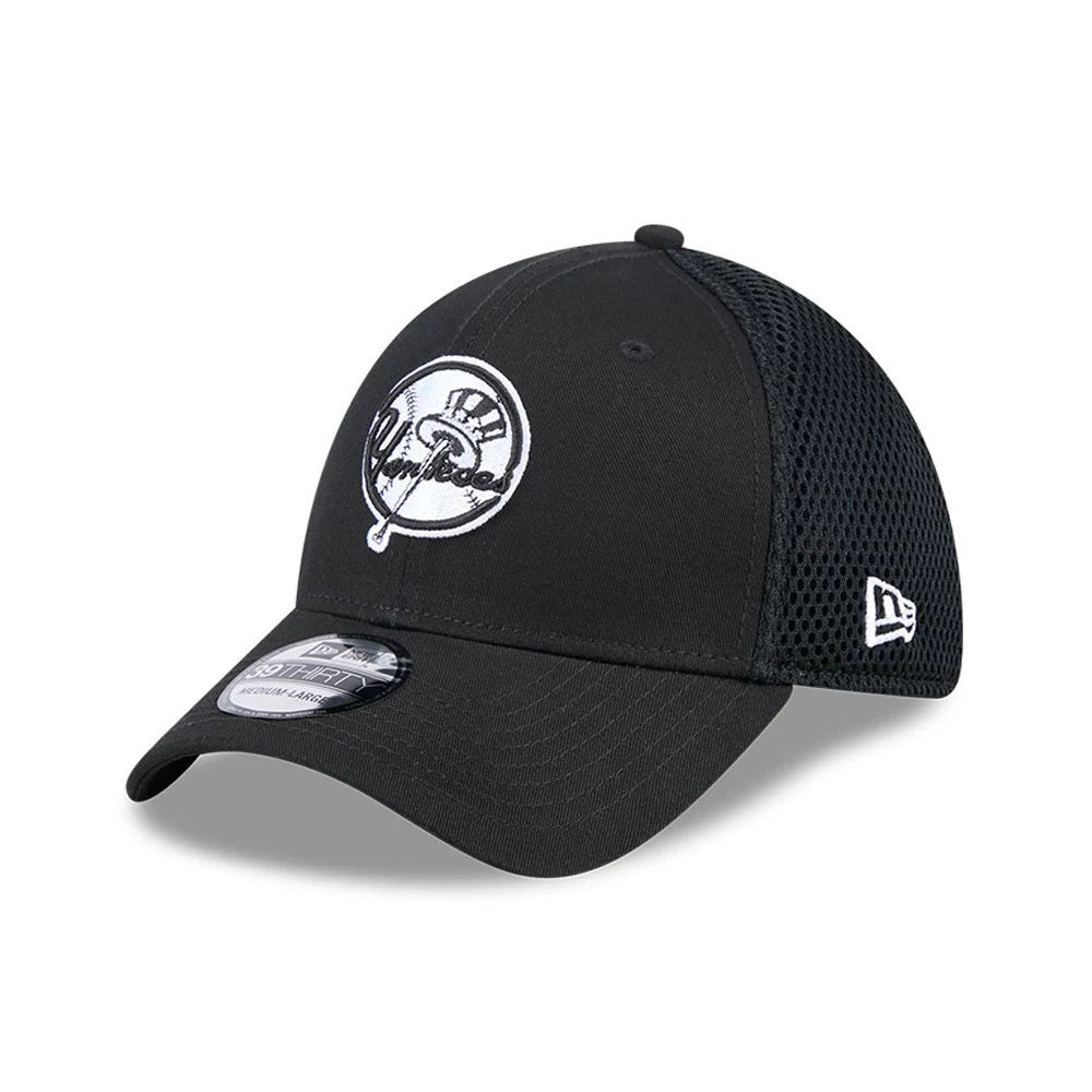 New York Yankees MLB Evergreen Neo Black 39THIRTY Stretch Fit Cap-zelvios