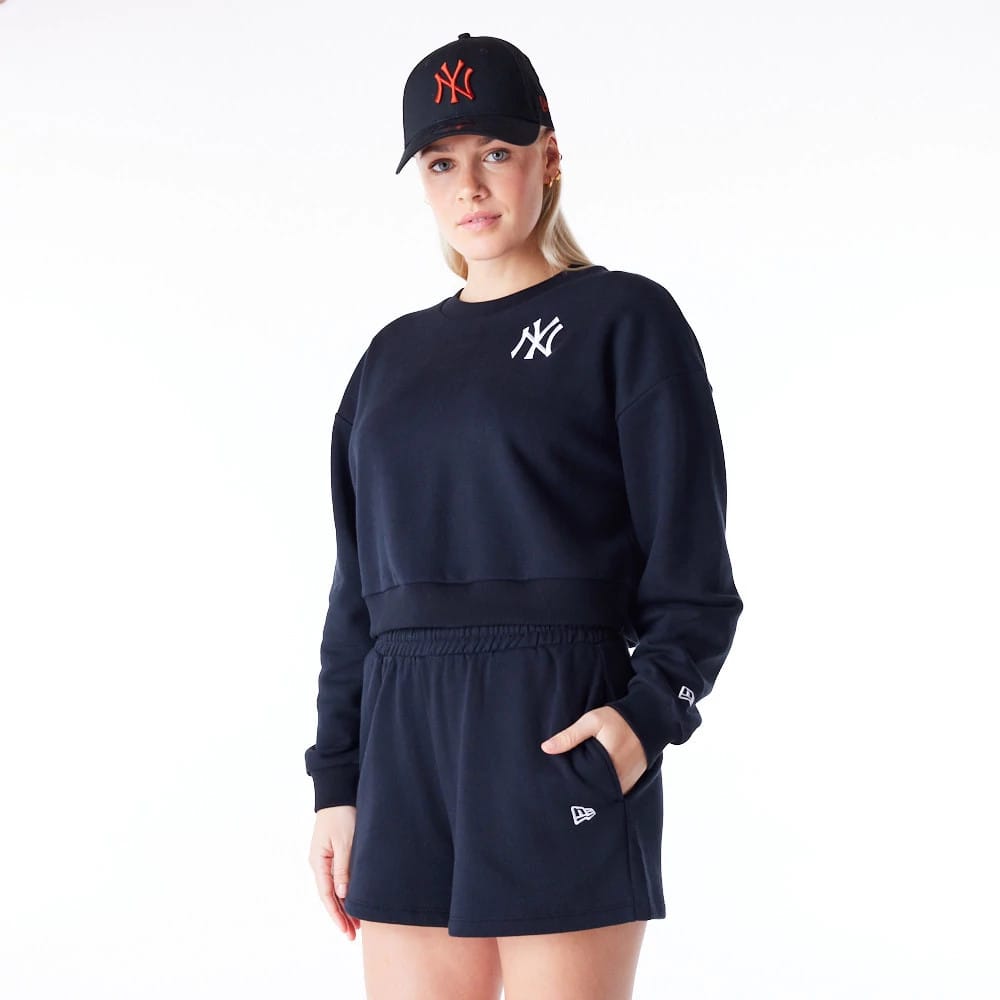 New York Yankees Womens MLB League Essential Black Crop Crew Neck Sweatshirt-zelvios