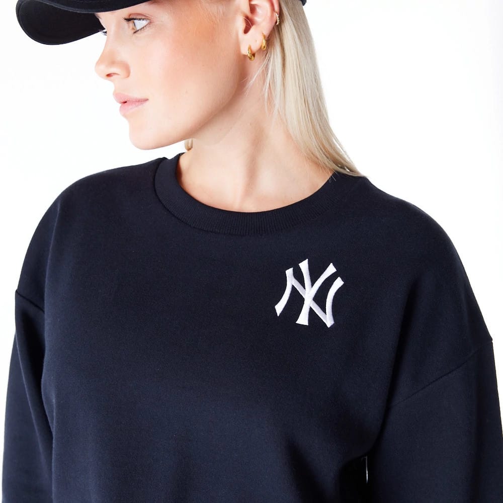 New York Yankees Womens MLB League Essential Black Crop Crew Neck Sweatshirt-zelvios