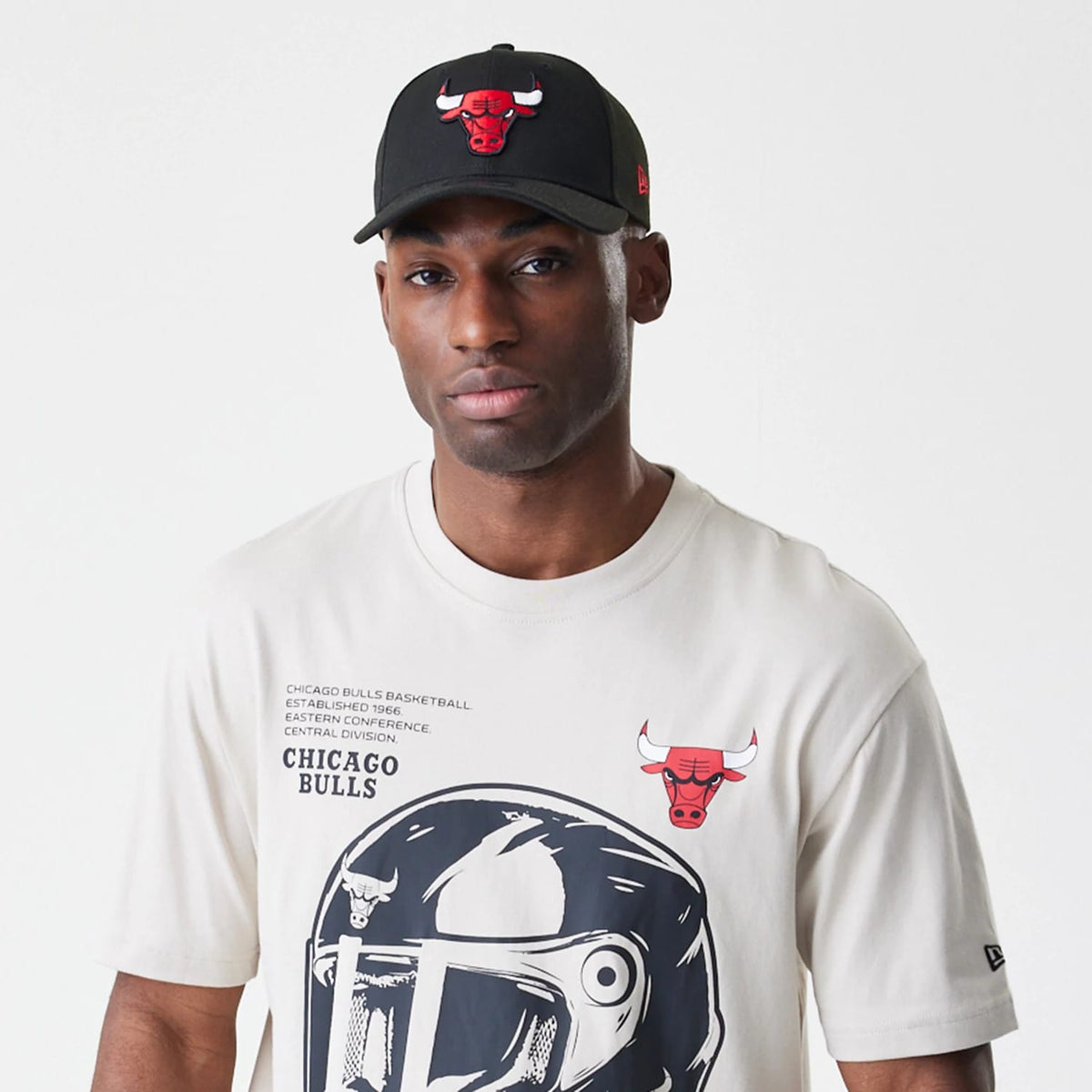 Chicago Bulls Modern Driver Light Beige T-Shirt-zelvios