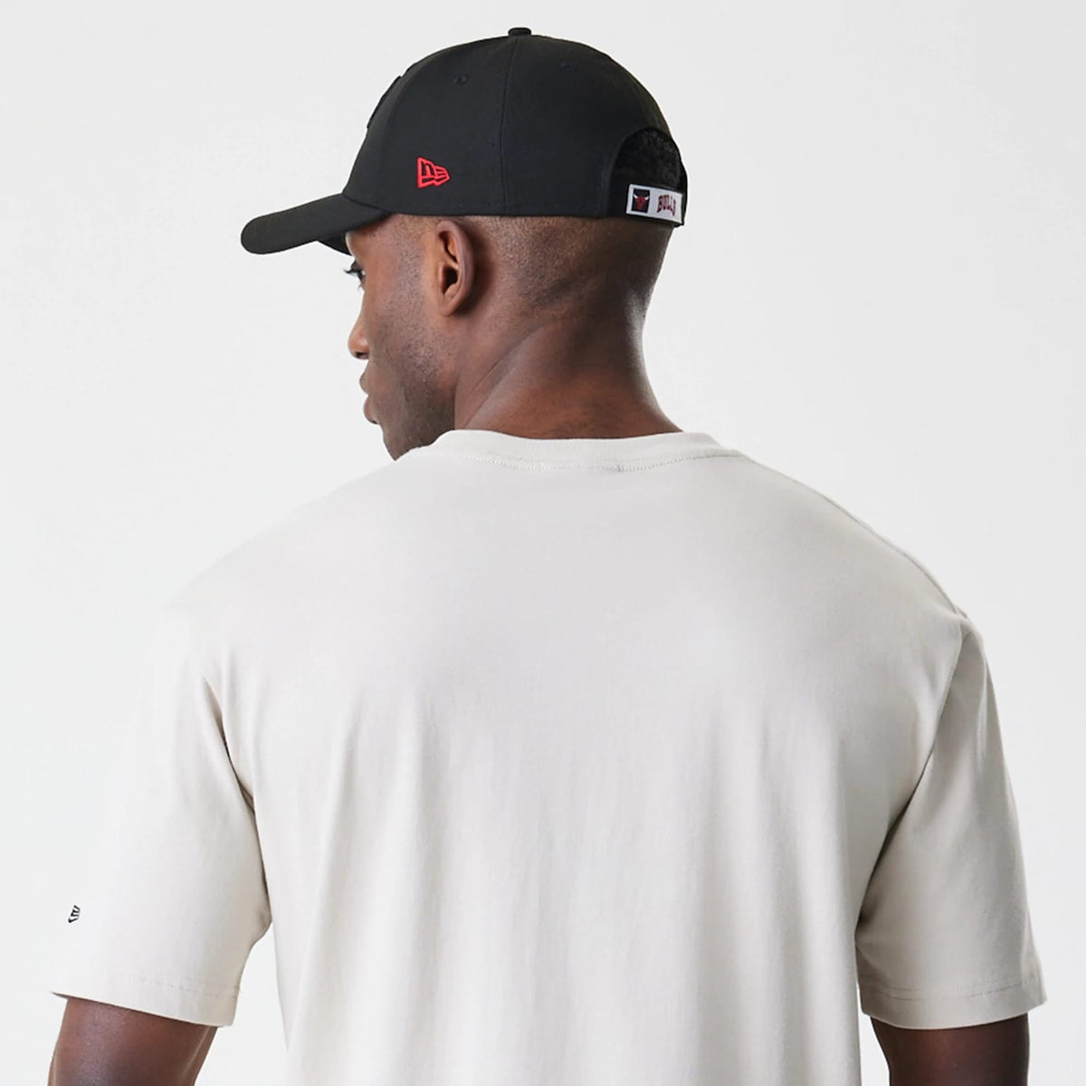 Chicago Bulls Modern Driver Light Beige T-Shirt-zelvios