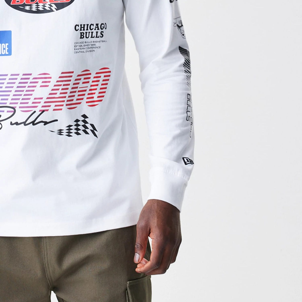Chicago Bulls Modern Driver White Long Sleeve T-Shirt-zelvios