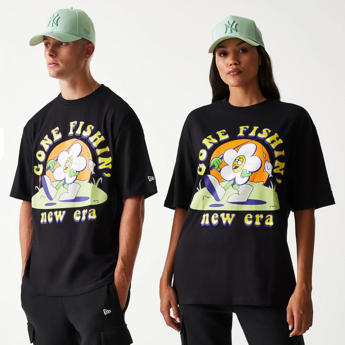 New Era Outdoor Graphic Black Oversized T-Shirt-zelvios