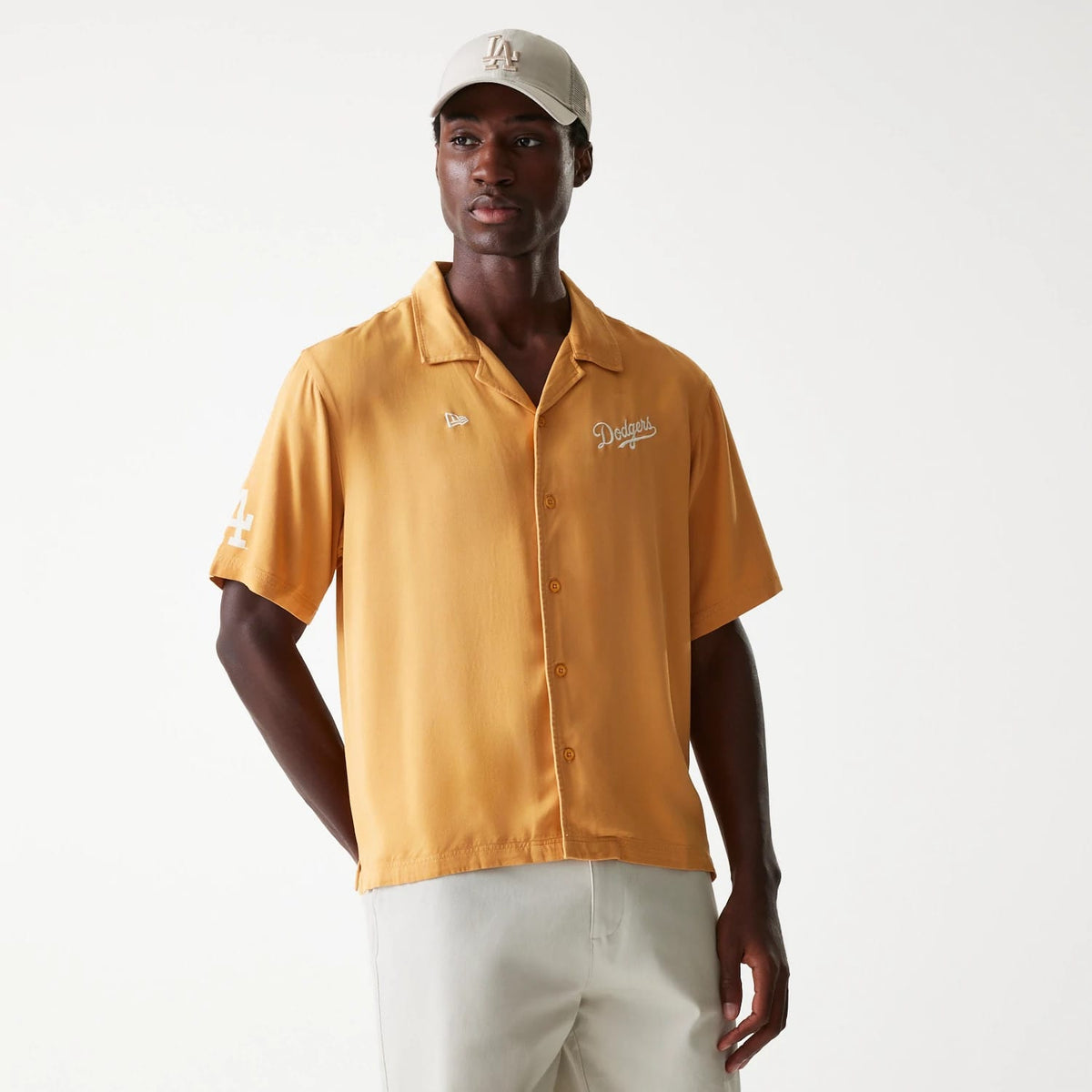 LA Dodgers MLB Graphic Beige Revere Short Sleeve Shirt-zelvios