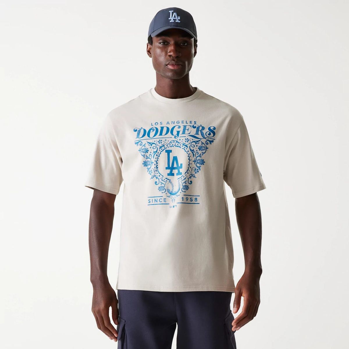 LA Dodgers MLB Floral Graphic Cream Oversized T-Shirt-zelvios