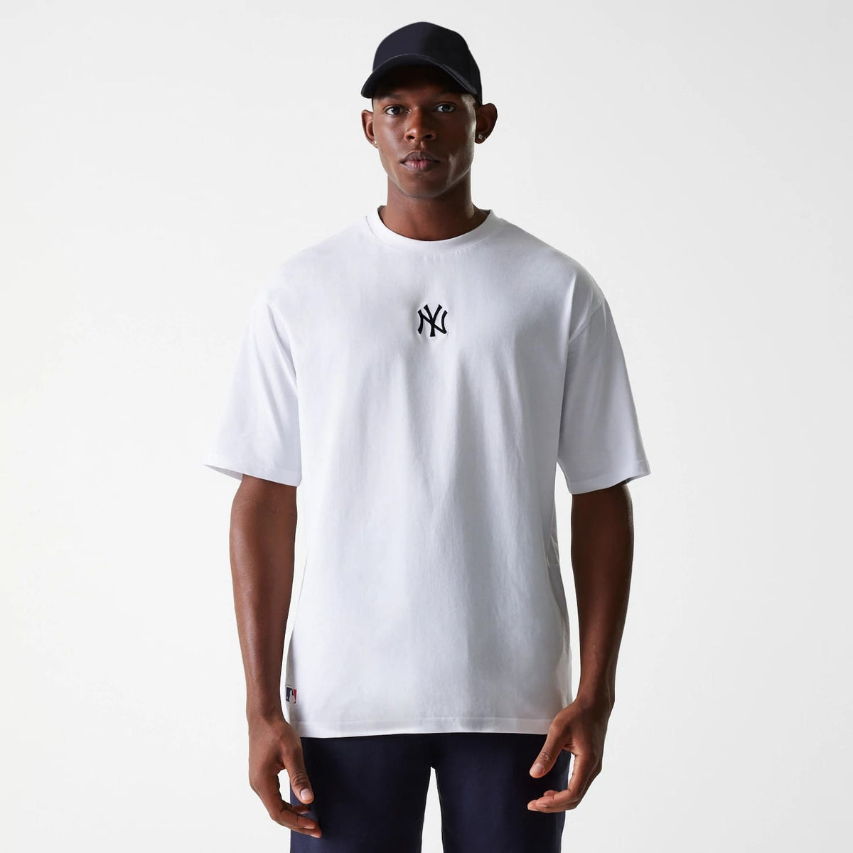 New York Yankees MLB League Essential White Oversized T-Shirt-zelvios