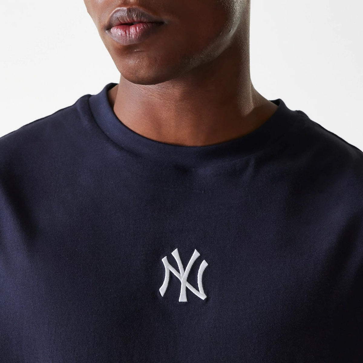 New York Yankees MLB League Essential Navy Oversized T-Shirt-zelvios