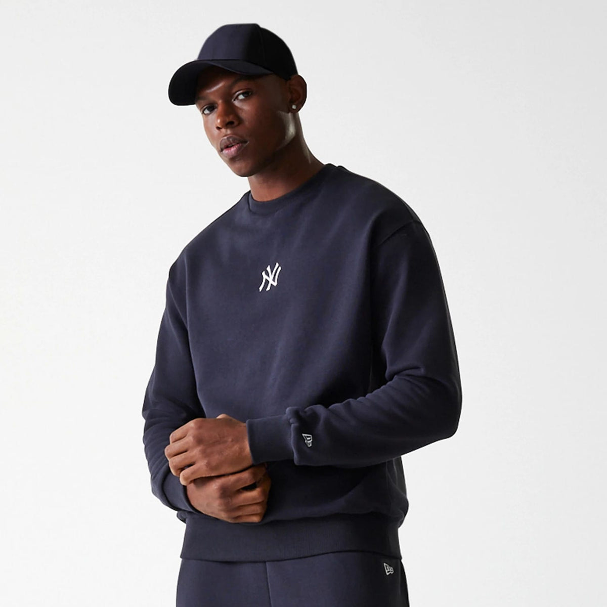 New York Yankees MLB League Essential French Terry Navy Crew Neck Sweater-zelvios