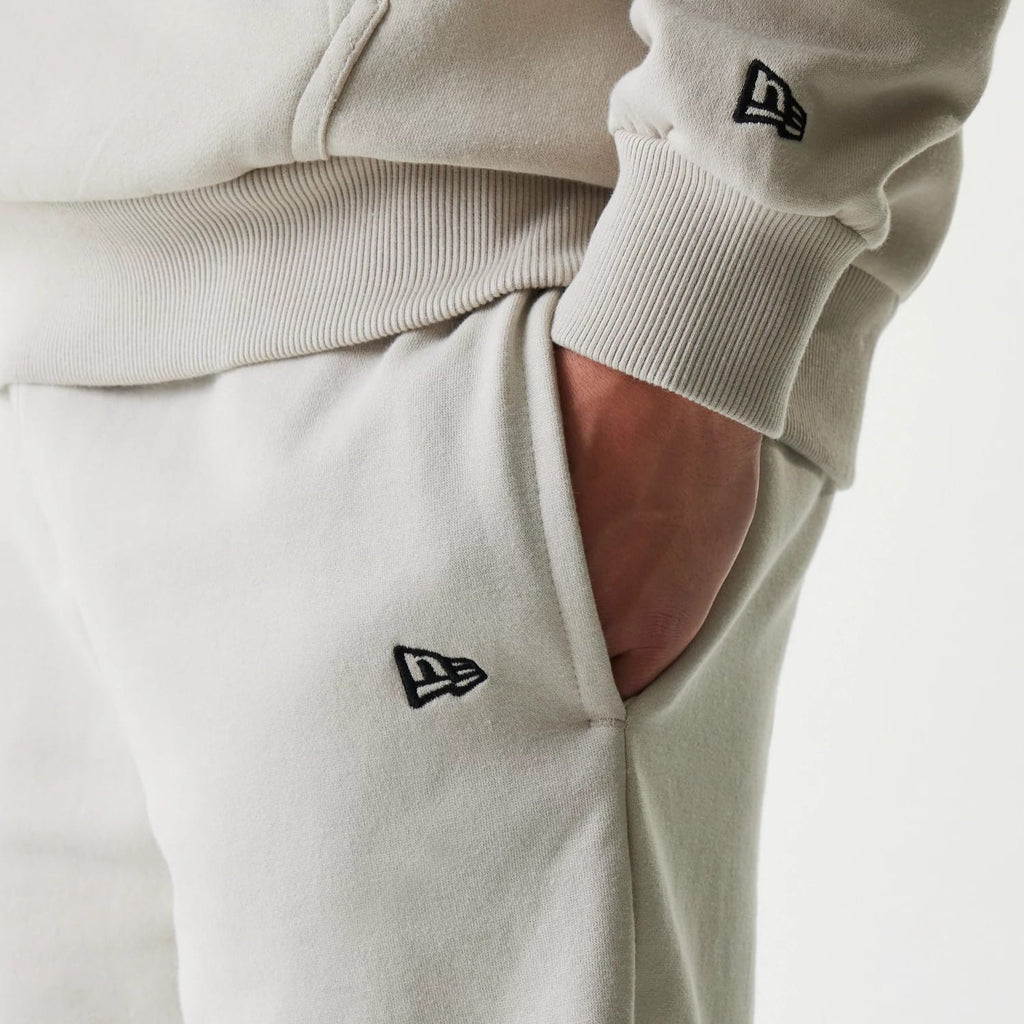 New York Yankees MLB League Essential Midi Cream Shorts-zelvios
