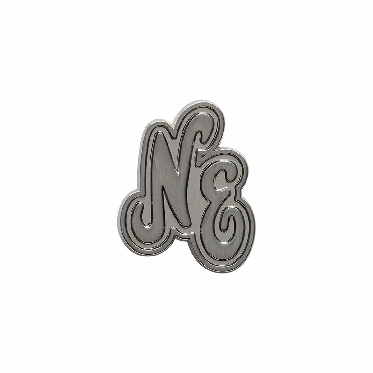 New Era Script Heritage Connect Silver Pin Badge-zelvios