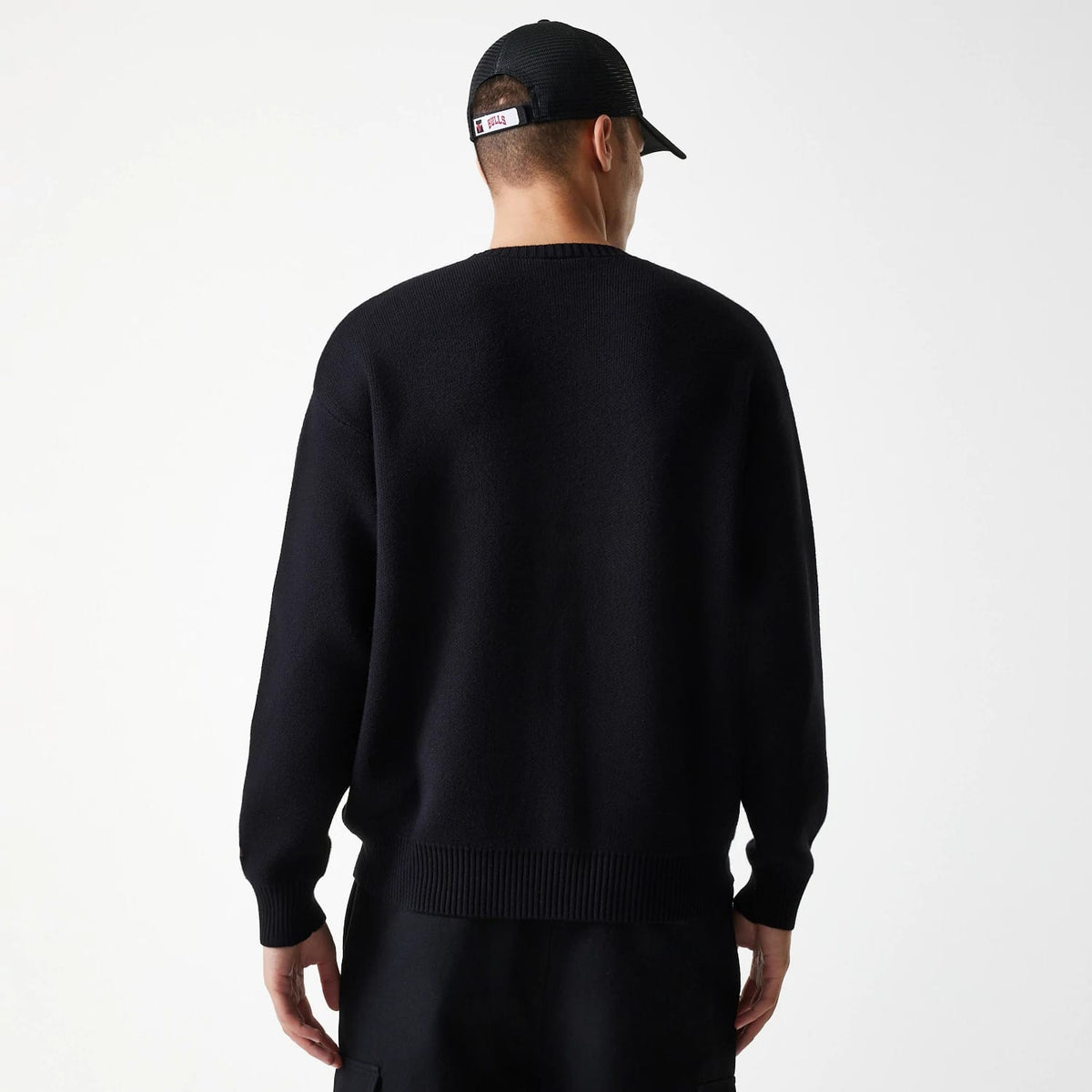 Chicago Bulls NBA Knit Black Oversized Knit Sweater-zelvios