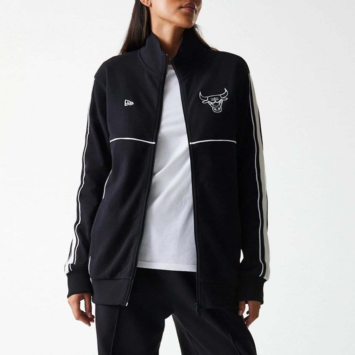 Chicago Bulls NBA Outline Black Track Jacket-zelvios