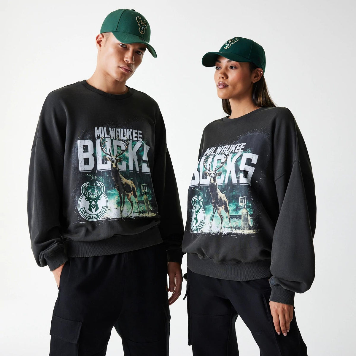 Milwaukee Bucks NBA Washed Graphic Grey Oversized Crew Neck Sweater-zelvios