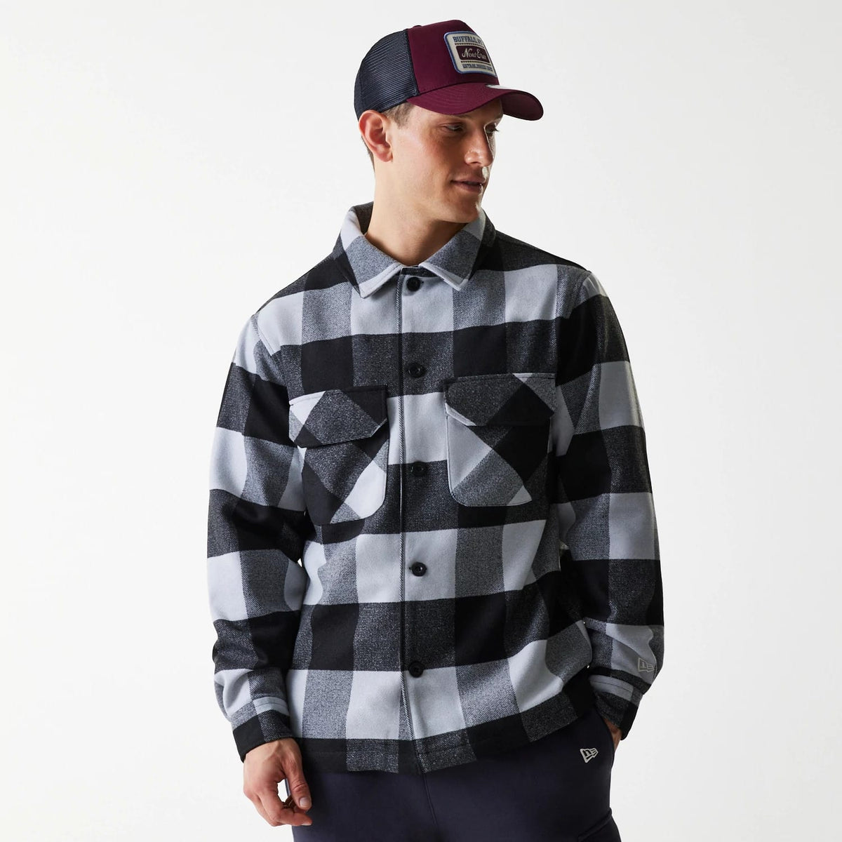 New Era Black Shacket-zelvios