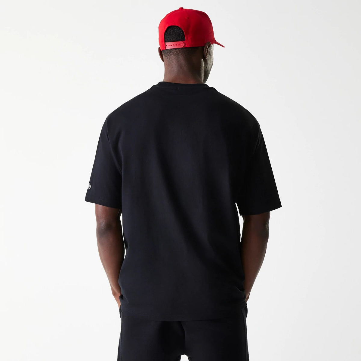 Chicago Bulls NBA Arch Graphic Black Oversized T-Shirt-zelvios