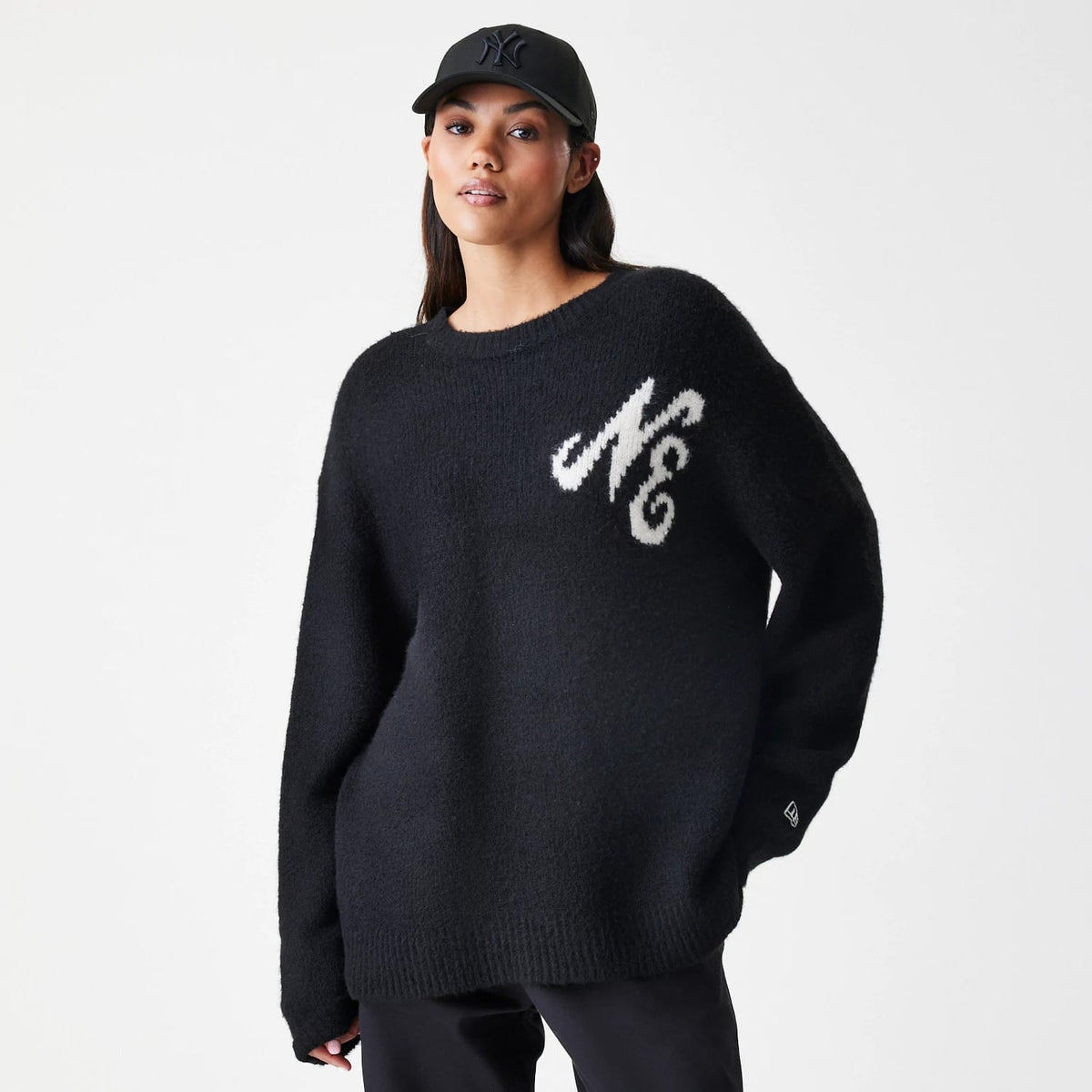 New Era Knit Black Knitted Sweater-zelvios