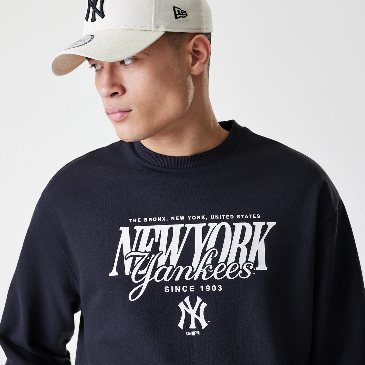 New York Yankees MLB Script Black Crew Neck Sweater-zelvios