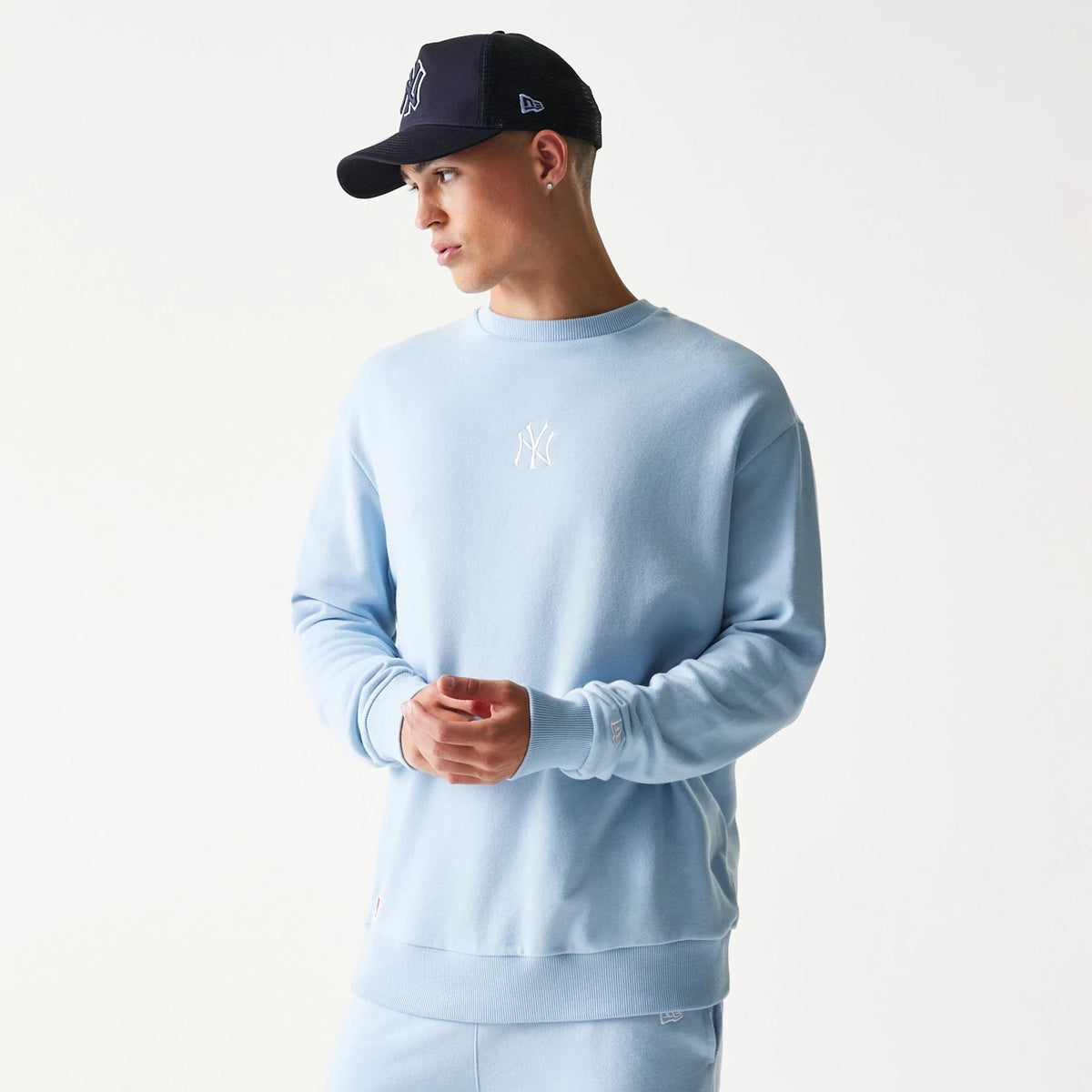 New York Yankees MLB Midi Pastel Blue Oversized Crew Neck Sweater-zelvios