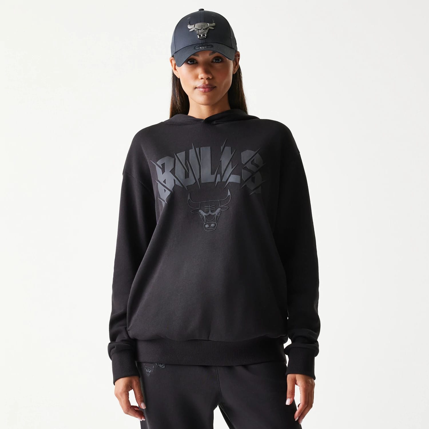 Chicago Bulls NBA Black Oversized Pullover Hoodie-kentox
