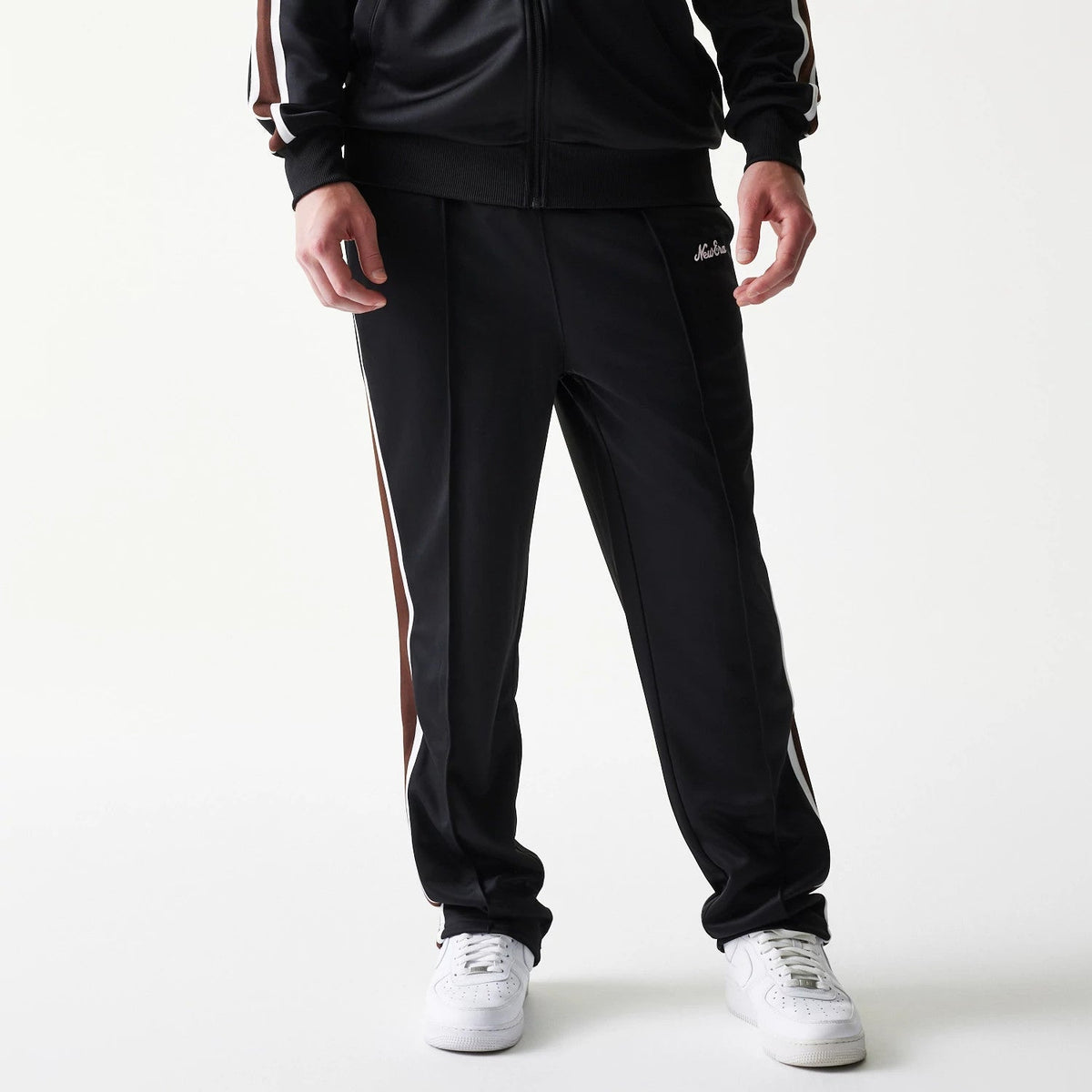 New Era Script Black Straight Leg Joggers-zelvios