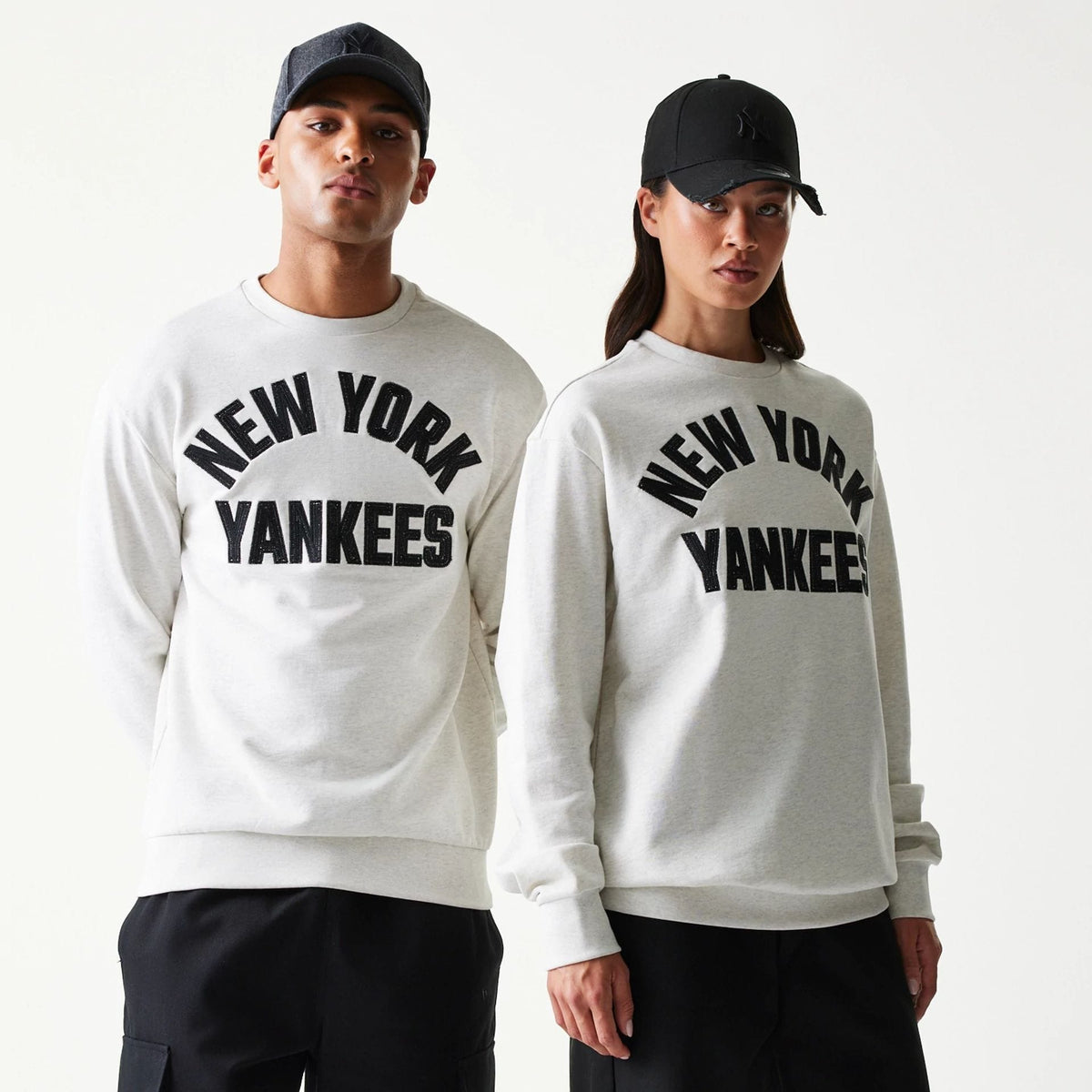 New York Yankees MLB Graphic Pastel Grey Oversized Crew Neck Sweater-zelvios