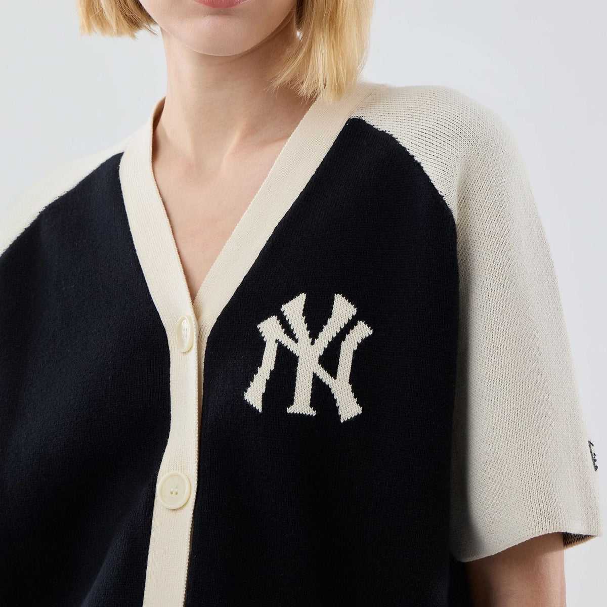New York Yankees Womens MLB Knit Stripe Black Short Sleeve Cardigan-zelvios