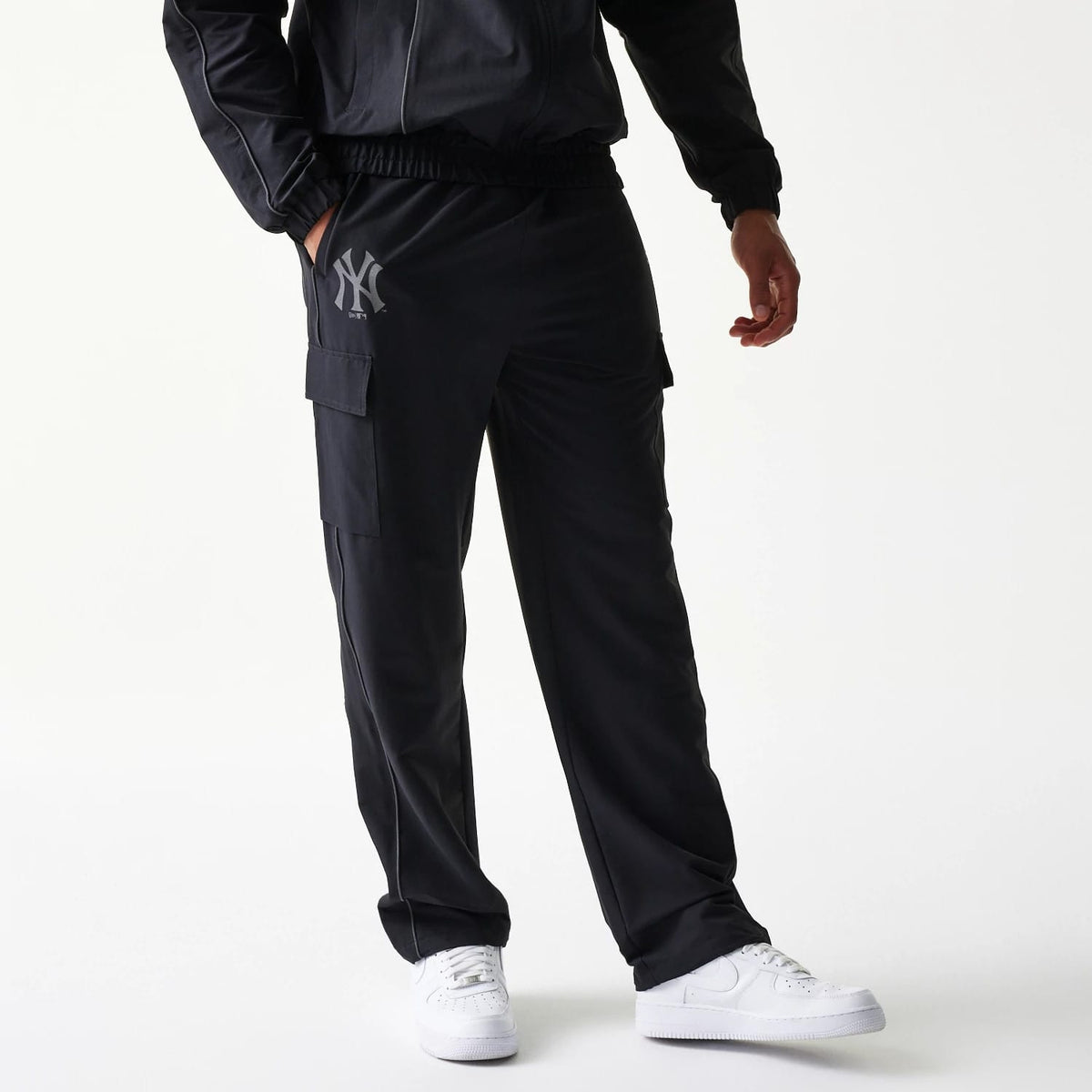 New York Yankees MLB Utility Black Straight Leg Cargo Joggers-zelvios
