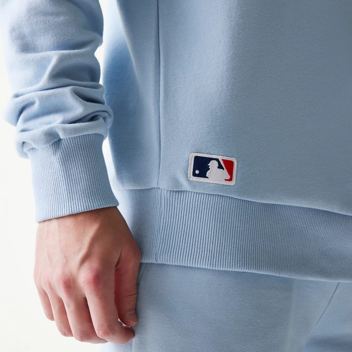 New York Yankees MLB Midi Pastel Blue Oversized Crew Neck Sweater-zelvios