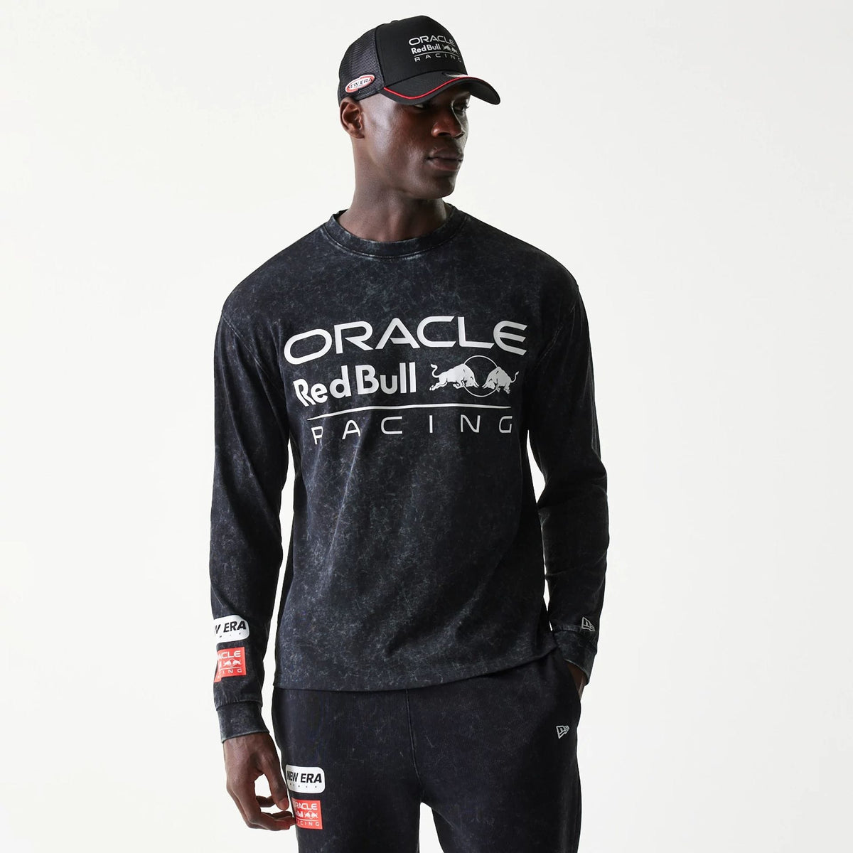 Red Bull Racing Linear Graphic Black Long Sleeve T-Shirt-zelvios