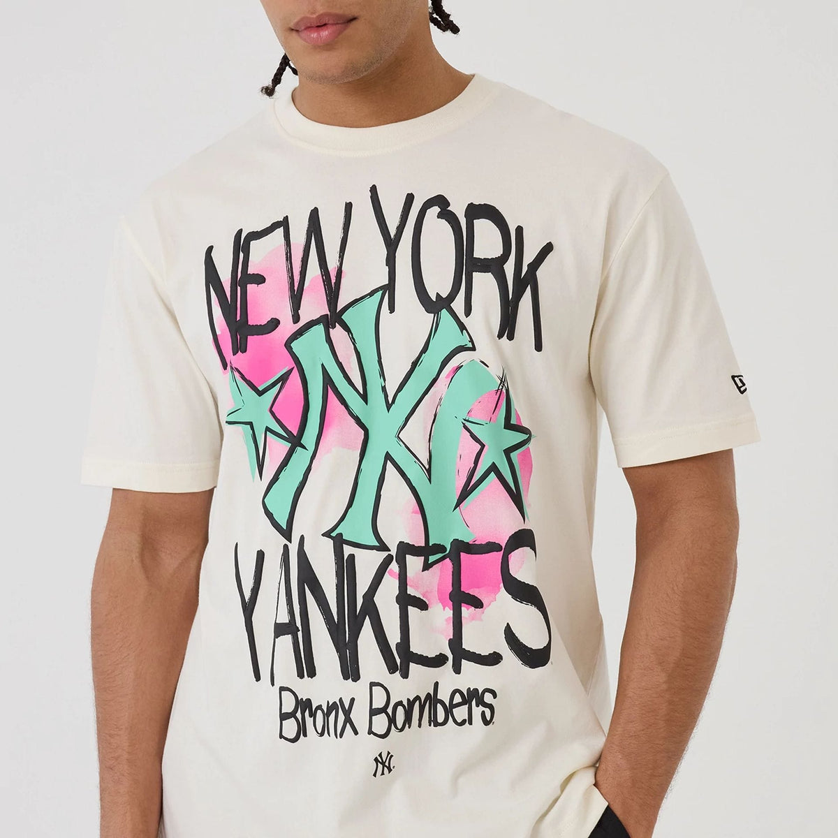 New York Yankees MLB Street Art Graphic Light Beige T-Shirt-zelvios