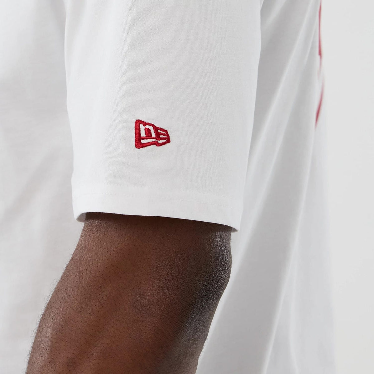 Atlanta Falcons NFL International Series Games 2025 White Oversized T-Shirt-zelvios