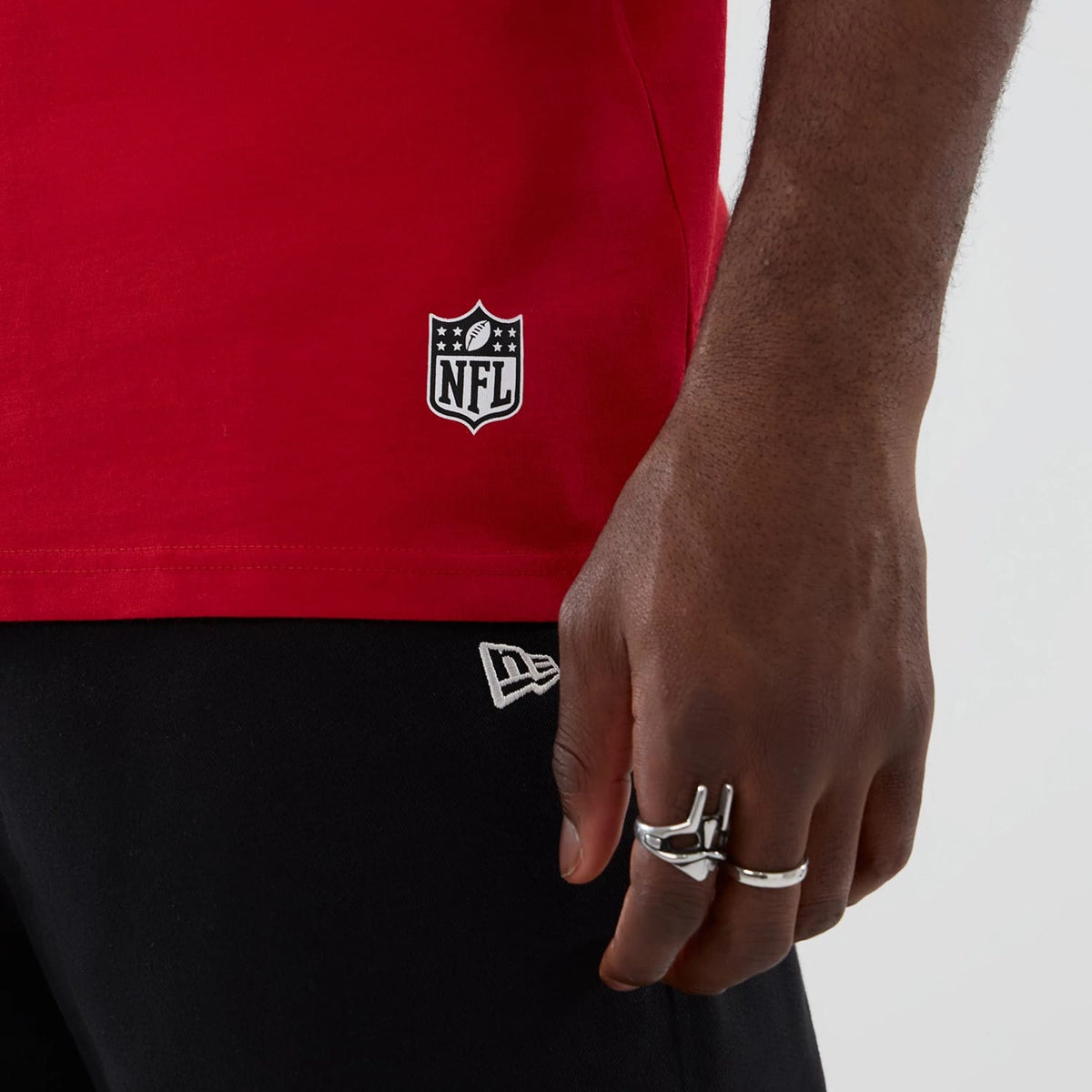 Atlanta Falcons NFL International Series Games 2025 Red Oversized T-Shirt-zelvios