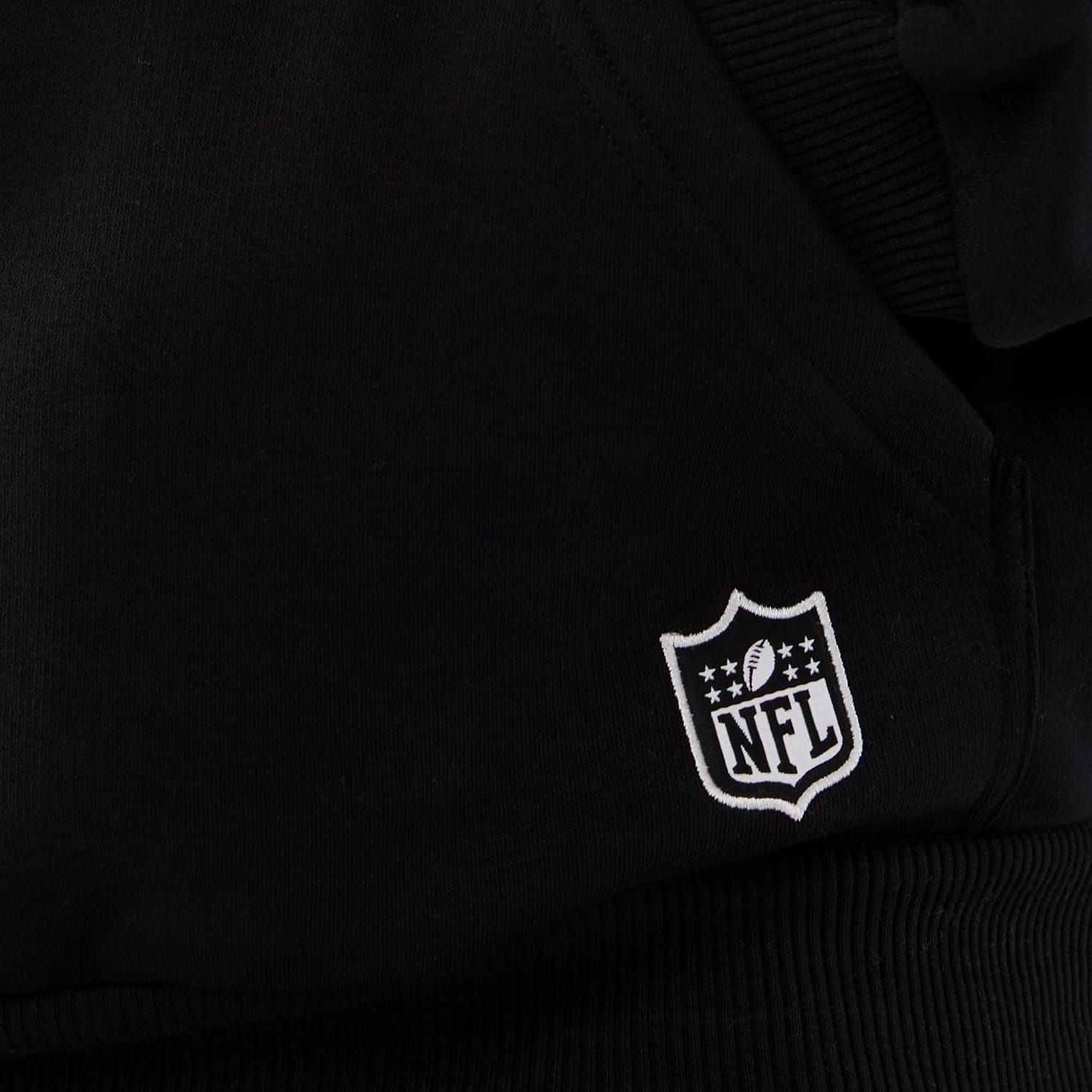 Atlanta Falcons NFL International Series Games 2025 Black Premium Pullover Hoodie-kentox