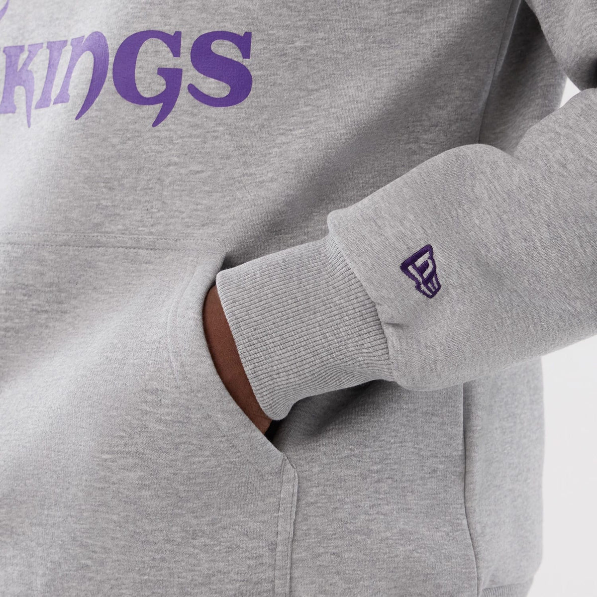 Minnesota Vikings NFL International Series Games 2025 Grey Pullover Hoodie-zelvios