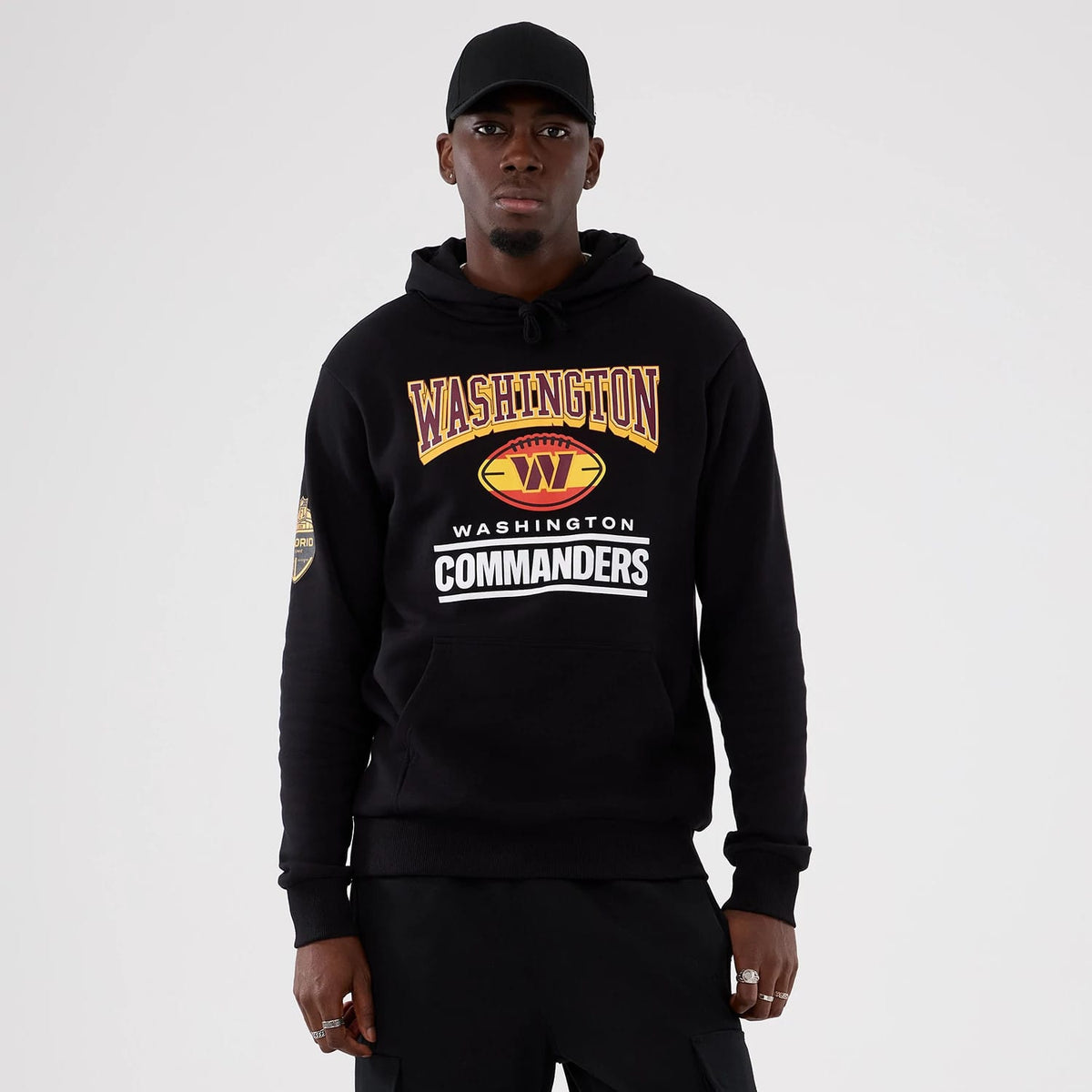 Washington Commanders NFL International Series Games 2025 Black Pullover Hoodie-zelvios