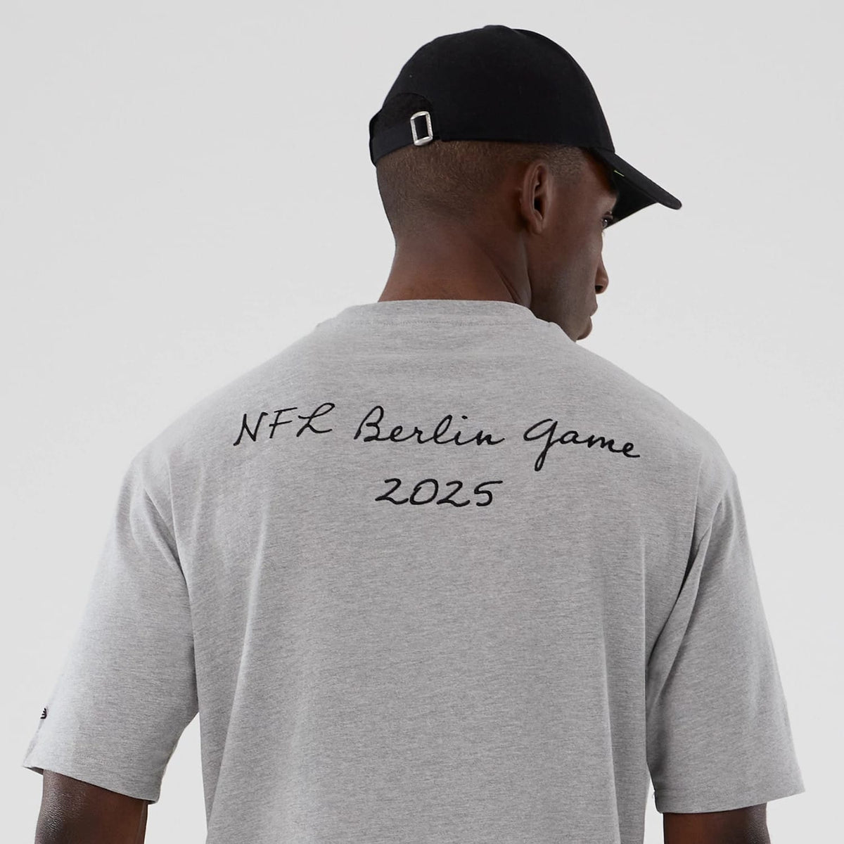 Atlanta Falcons NFL International Series Games 2025 Grey Premium T-Shirt-zelvios
