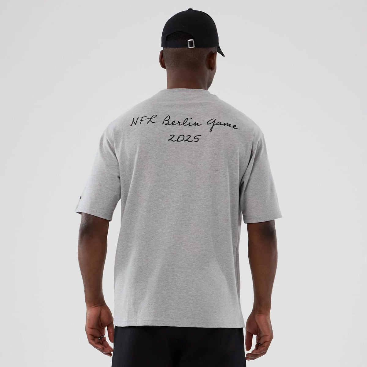 Atlanta Falcons NFL International Series Games 2025 Grey Premium T-Shirt-zelvios
