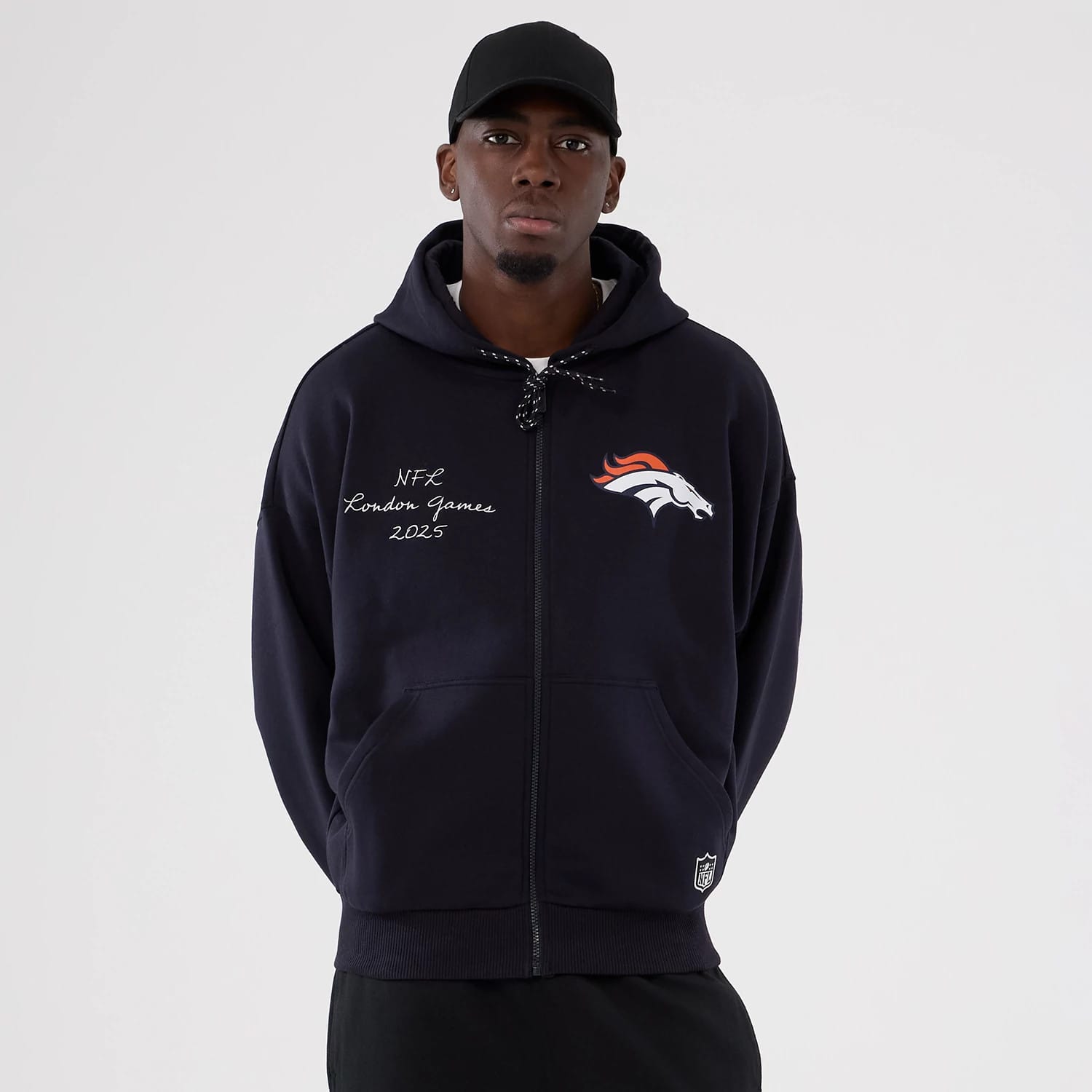 Denver Broncos NFL International Series Games 2025 Navy Premium Pullover Hoodie-kentox