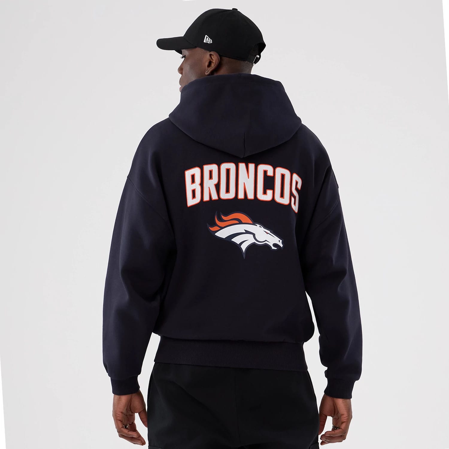 Denver Broncos NFL International Series Games 2025 Navy Premium Pullover Hoodie-kentox
