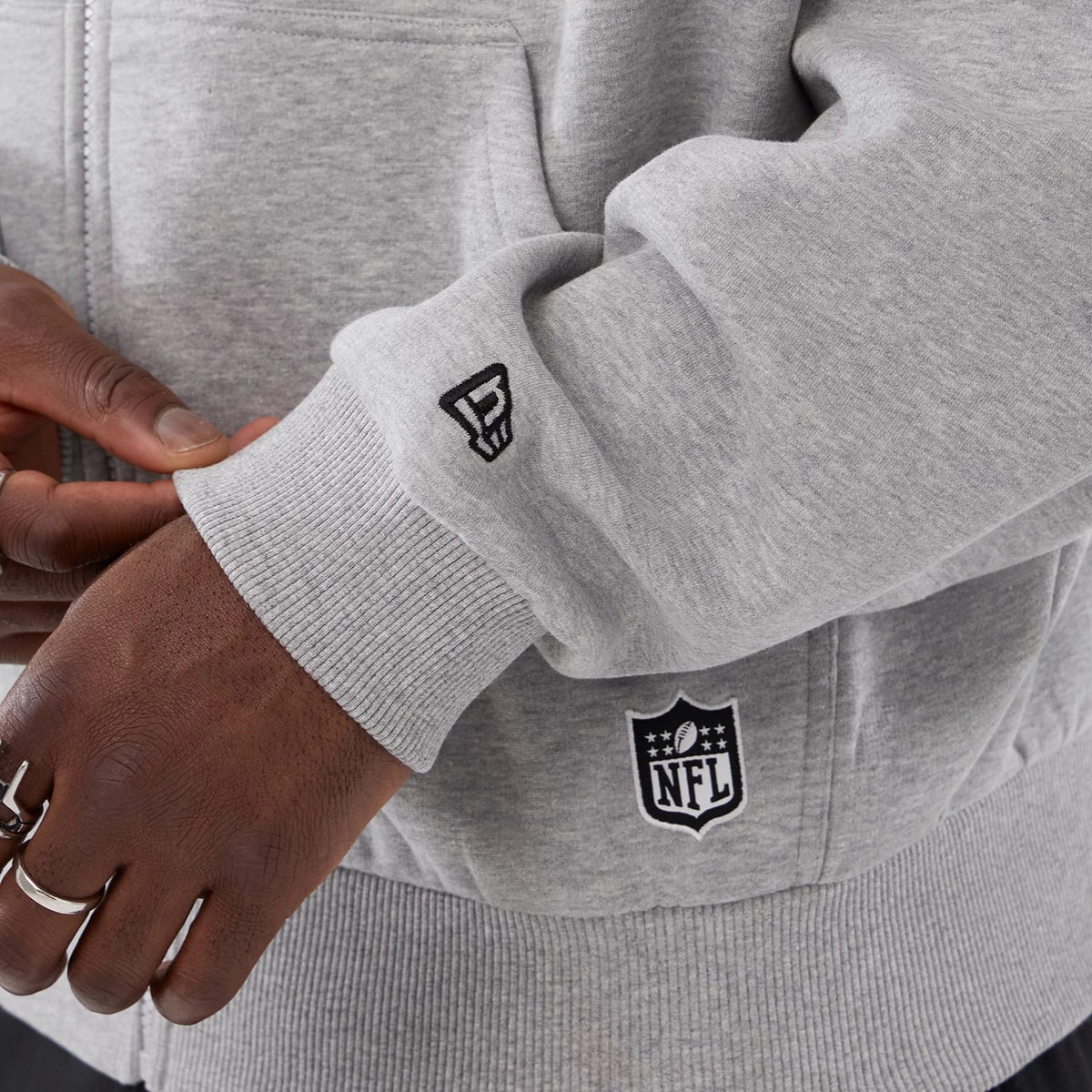 Minnesota Vikings NFL International Series Games 2025 Grey Premium Pullover Hoodie-zelvios
