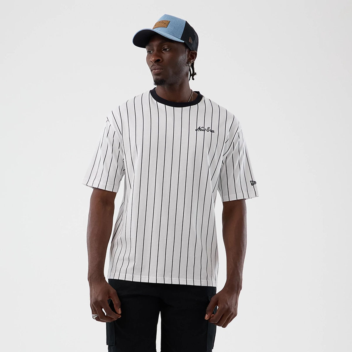 New Era Pinstripe Open White Oversized T-Shirt-zelvios